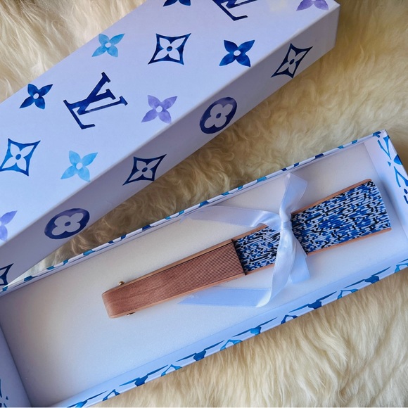 LOUIS VUITTON Neverfull GM Tote Bag
By The Pool Taormina Limited Edition - Picture 9 of 13